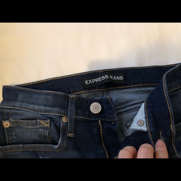 Express Jeans ! - Picture 5 of 6